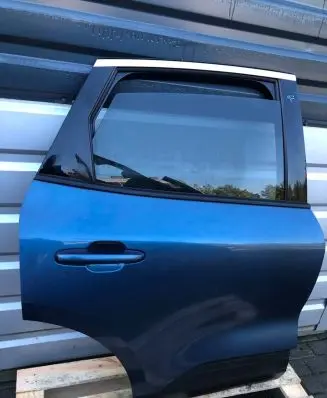Ford Kuga III Rear door