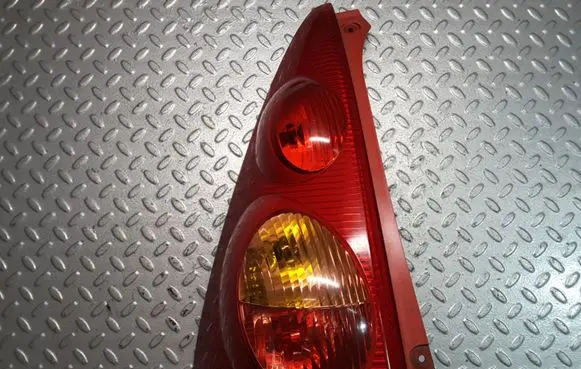 Peugeot 107 Rear/tail lights 815600H040