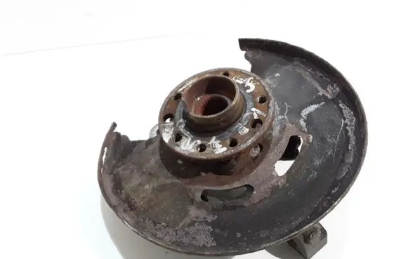 Saab 9-5 Front wheel hub