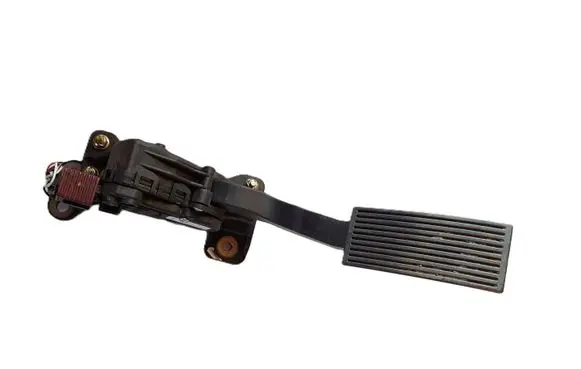 Nissan Navara D40 Accelerator throttle pedal 18002EB400 6PV93390102