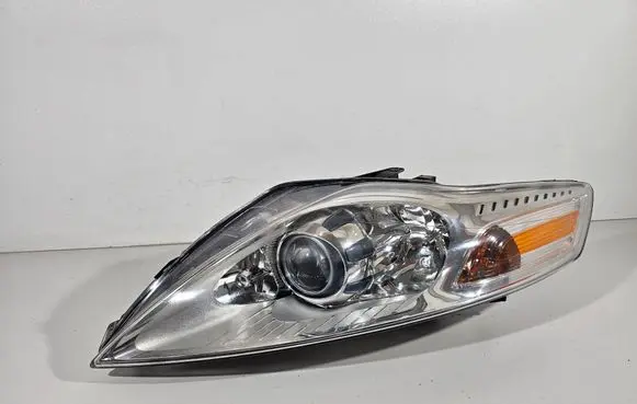 Ford Mondeo MK IV Headlights/headlamps set 