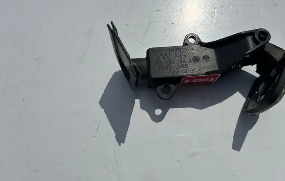 Volkswagen Caddy Electric throttle body valve 1K0129594A 1109713XX