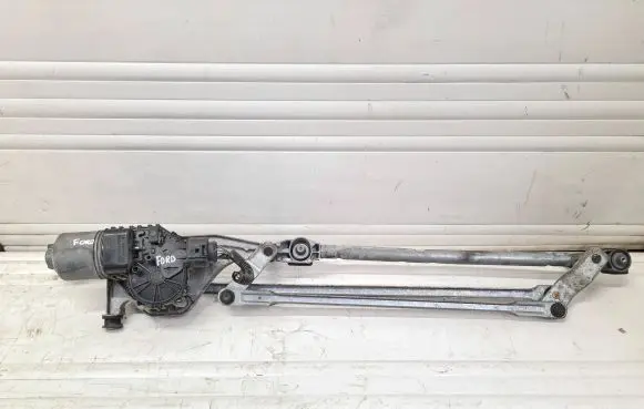 Ford Focus Front wiper linkage and motor 4M5117508AA BP4K67340 0390241731