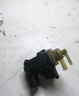 Volkswagen Golf VI Turbo solenoid valve 1K0906627B