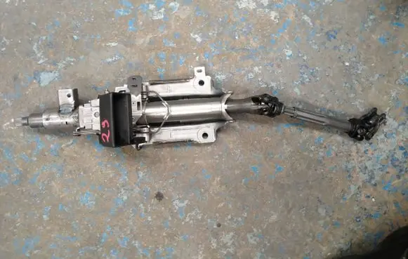 Peugeot 208 Steering wheel axle