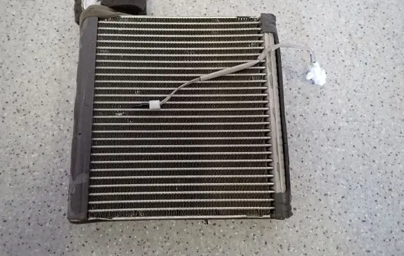 Mazda 2 Air conditioning (A/C) radiator (interior)