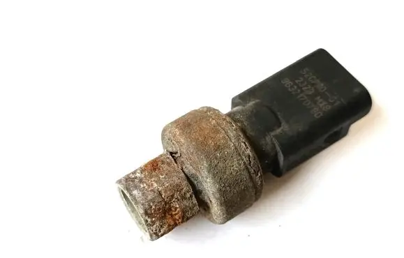 Air conditioning (A/C) pressure sensor
