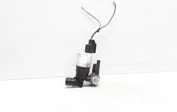 Volvo V60 Windscreen/windshield washer pump BK2117K624BA