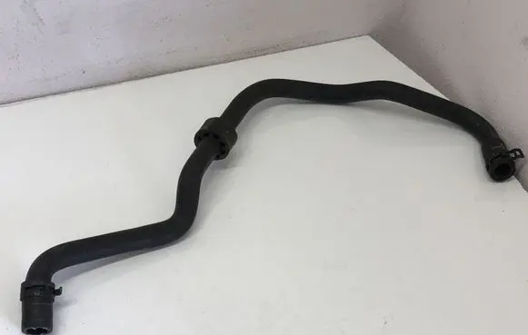Volkswagen Polo V 6R Engine coolant pipe/hose 6R0122109D