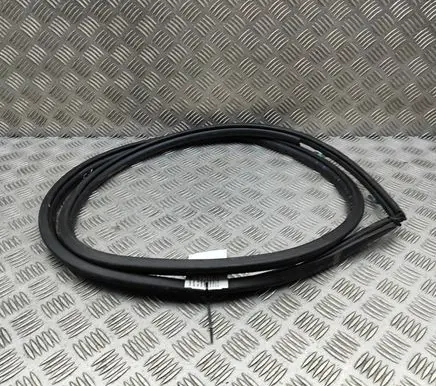 Toyota Camry VIII XV70 Rubber seal rear door 6787233120
