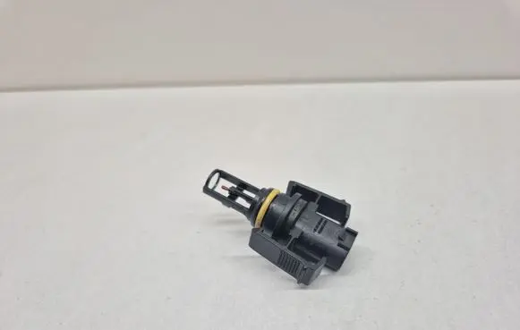 Mercedes-Benz C W204 Intake air temperature sensor A6511530028