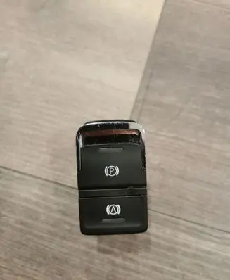 Seat Ateca Hand brake release handle 575927225