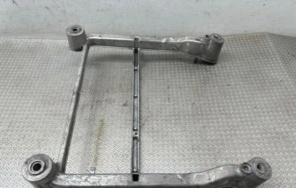 Volvo XC90 Front passenger seat console base 31379532