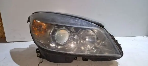 Mercedes-Benz C W204 Headlight/headlamp A2048208661