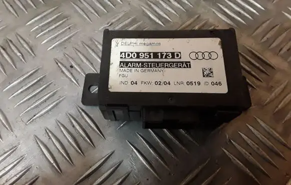 Audi A6 S6 C5 4B Alarm control unit/module 4D0951173D 748010101