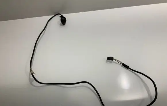 Mercedes-Benz CLS C219 AUX in-socket connector 