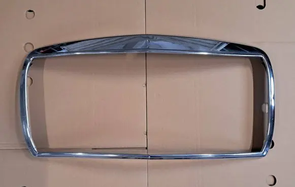 Mercedes-Benz W123 Front grill 1238800183