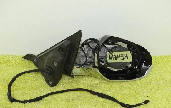 BMW 7 G70 Front door electric wing mirror 11301-106