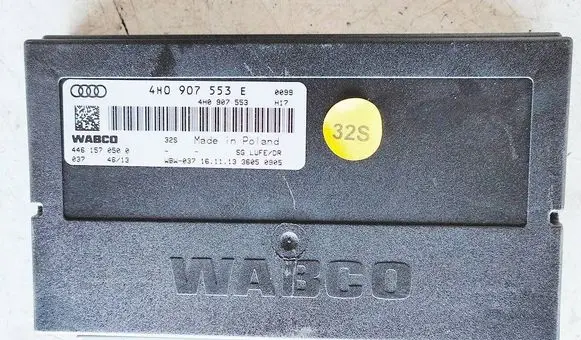Audi A8 S8 D4 4H Suspension control unit/module 4H0907553E 4461570500 4H0907553
