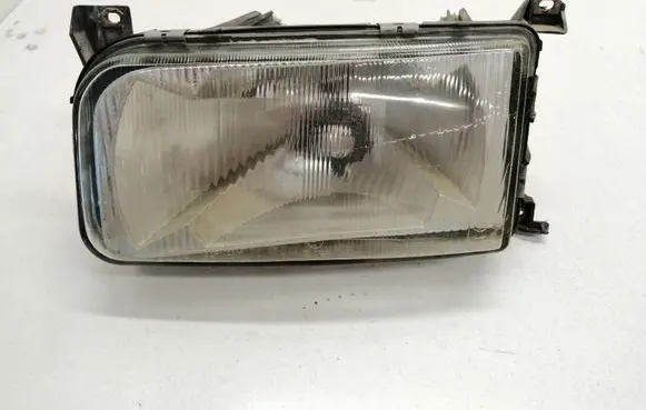 Volkswagen PASSAT B3 Headlight/headlamp 13347900