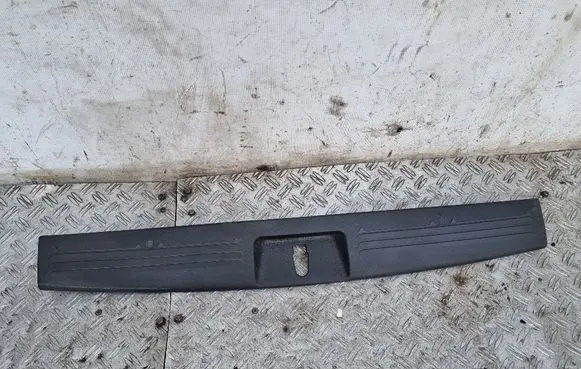 Dodge Nitro Trunk/boot sill cover protection 5KG79TRMAA P5KG79XDVAA
