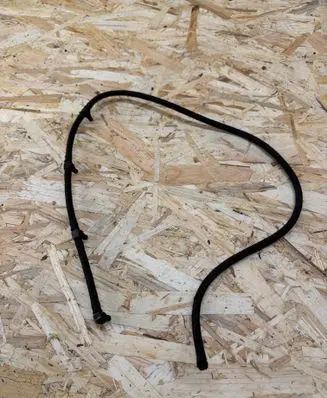 BMW 3 E90 E91 Fuel line pipe