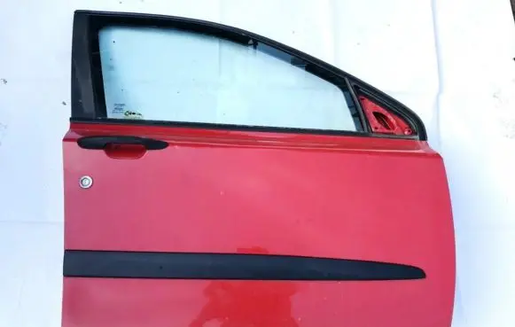 Fiat Stilo Front door raudona