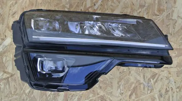 Skoda Karoq Headlight/headlamp 57B941016F