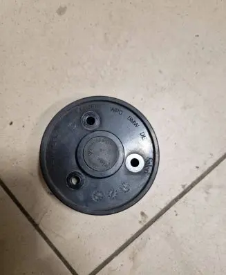 BMW 5 G30 G31 G38 Water pump pulley 4121250