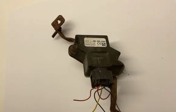 Hyundai i40 Tire pressure control unit 225319106 958003Z500