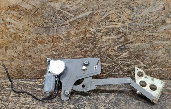 Mercedes-Benz SL R107 Front door window regulator with motor 68024849 0130821031