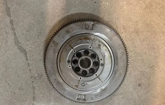 BMW 5 G30 G31 G38 Flywheel 9454556 4168050027 012295001758