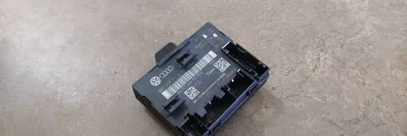 Audi Q5 SQ5 Door control unit/module 8K0959793H 8K0959793D
