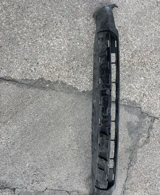 Volvo XC40 Front bumper lip 31449340