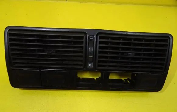 Volkswagen Golf IV Dash center air vent grill 1J0819728C 1J0819736C