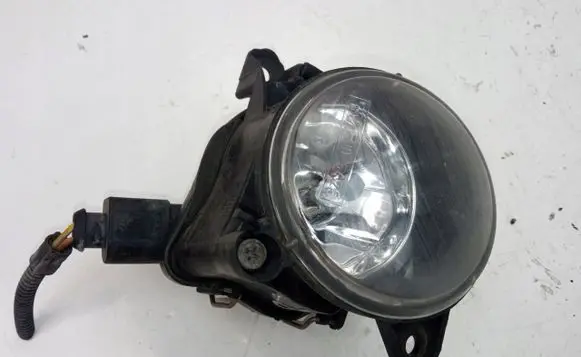 Volkswagen Polo III 6N 6N2 6NF Front fog light TYC19-5425