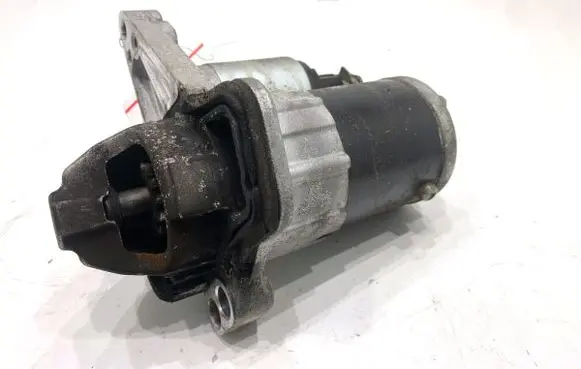 Nissan Qashqai Starter motor 233006662R
