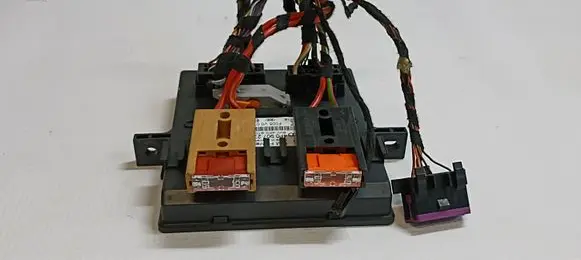 Audi A6 S6 C6 4F Comfort/convenience module 4F0907279 4F0910279N