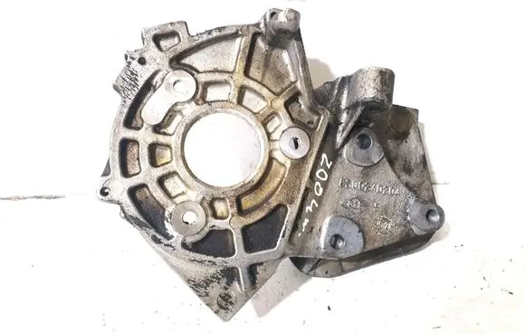 Nissan Primera Fuel pump bracket 820024204