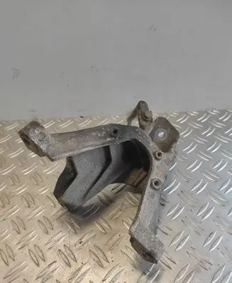 Audi A6 S6 C6 4F Engine mounting bracket 4F0199308P