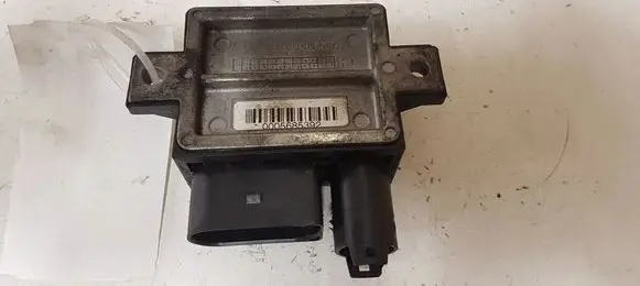 BMW 5 E60 E61 Glow plug pre-heat relay 779800007
