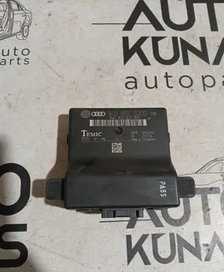 Audi A3 S3 A3 Sportback 8P Gateway control module 1K0907530D 1K0907951