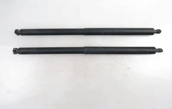 Opel Insignia A Shock absorber/damper mounting bracket 13247049