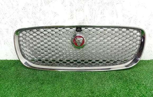 Jaguar XF X260 Front grill T2H3983 L2LTC