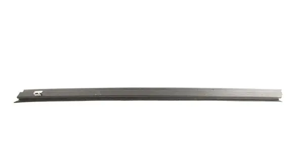 Mercedes-Benz GLS X166 Front door glass trim molding 7258299