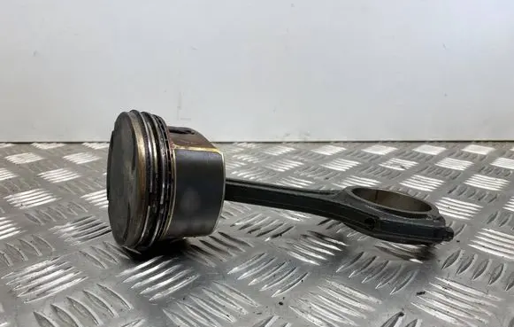 Mercedes-Benz CLC CL203 Piston with connecting rod 
