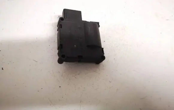 Audi A8 S8 D3 4E Air flap motor/actuator 4e0820511 0132801319