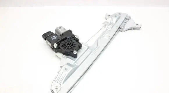 Hyundai Kona I Sliding door window regulator with motor 82401J9010