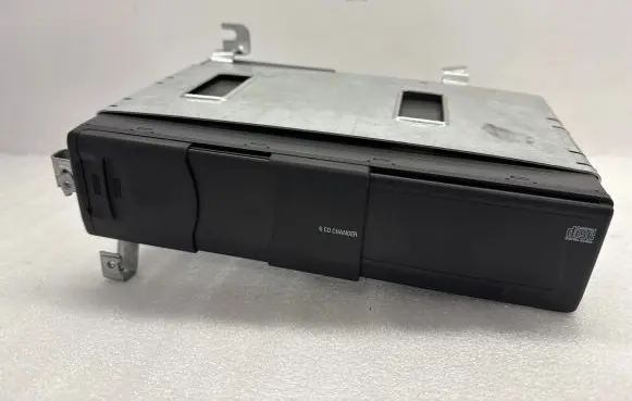 BMW X3 E83 CD/DVD changer 6990216 8364931