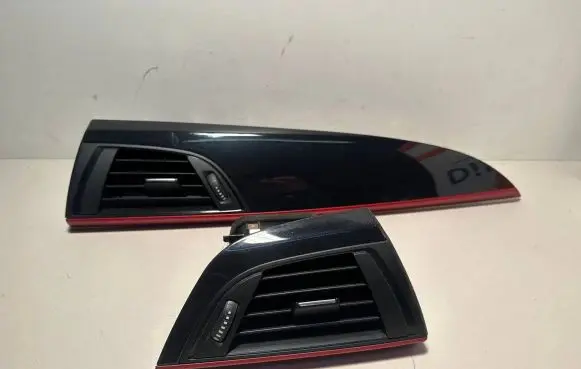 BMW 1 F20 F21 Dashboard glove box trim 9205370 27648716 W2435
